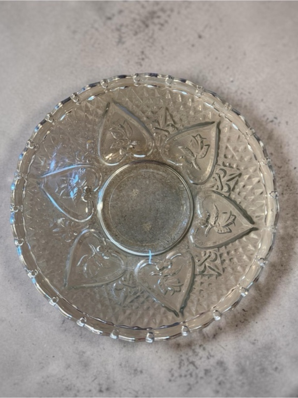 🫶🏻 Vintage Kim Indonesia Clear Glass Candy Dish Fleur Hearts